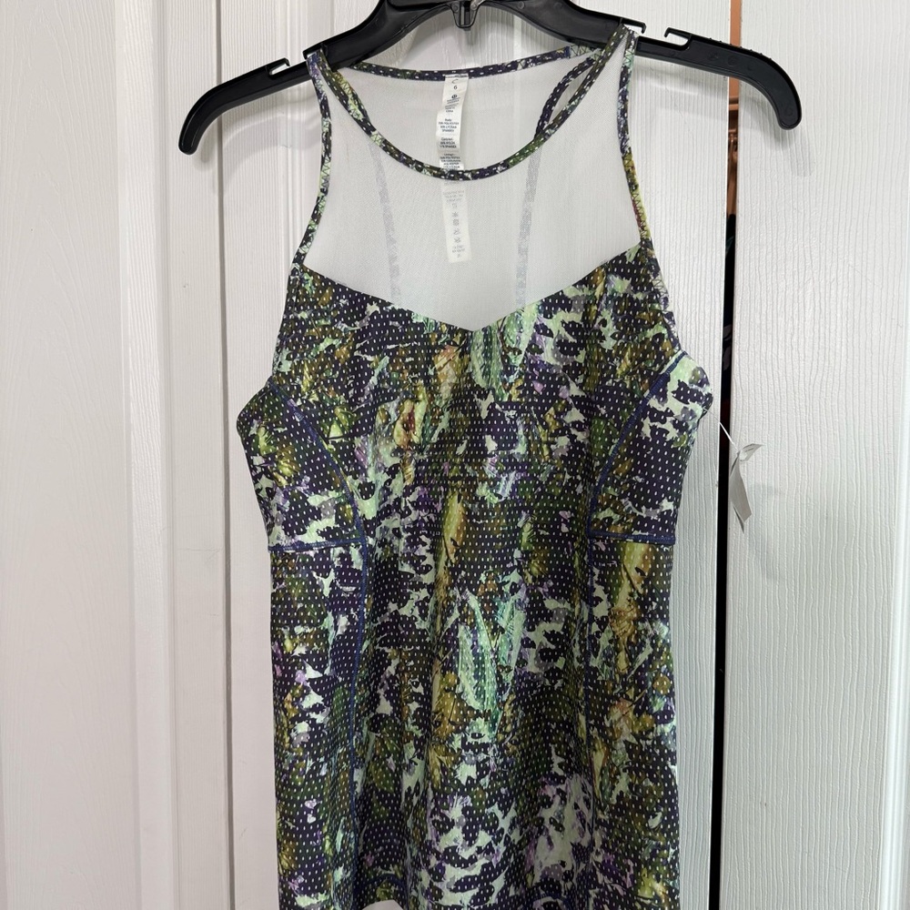 Lululemon Multicolor Patterned Racerback Tank Top Size 6 - Picture 14 of 14